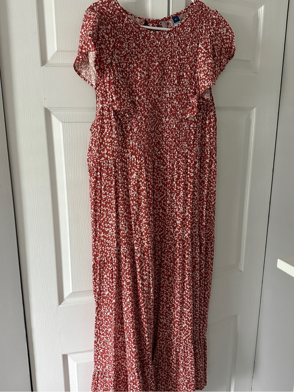 Women’s Old Navy Red and White Floral Dress
